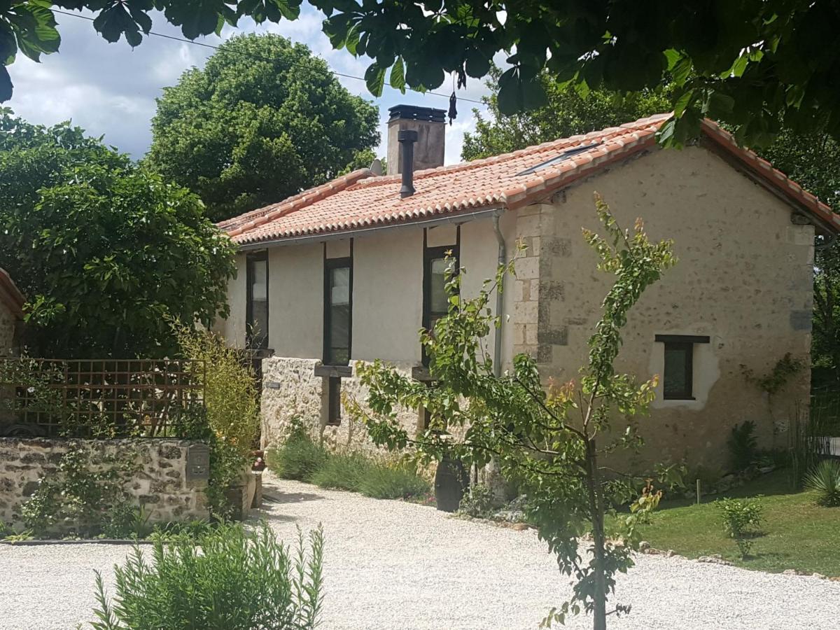 Lpc Dordogne Holidays - Le Petit Coin Lussas-et-Nontronneau Exterior photo