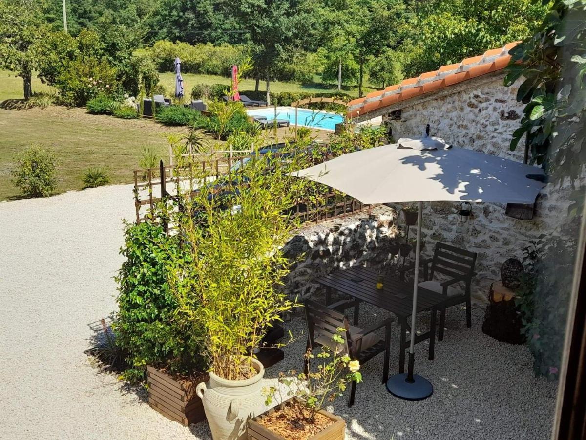 Lpc Dordogne Holidays - Le Petit Coin Lussas-et-Nontronneau Exterior photo
