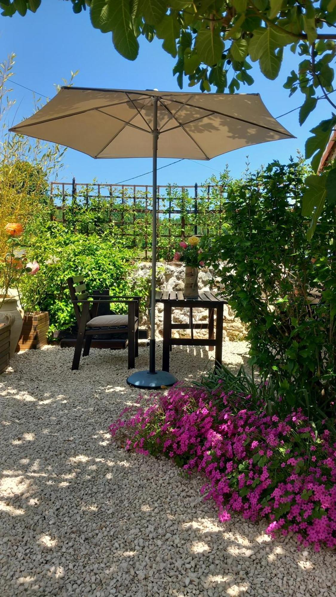 Lpc Dordogne Holidays - Le Petit Coin Lussas-et-Nontronneau Exterior photo