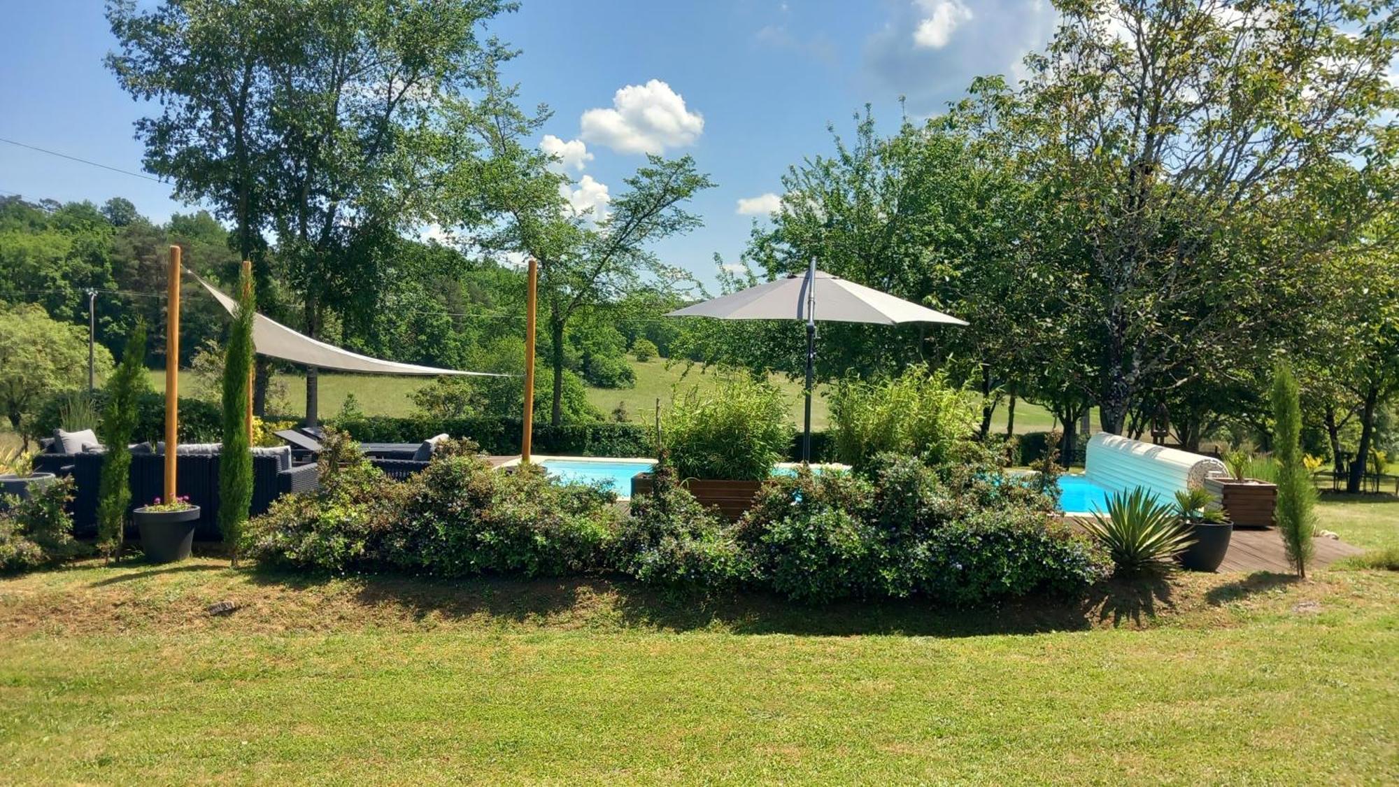 Lpc Dordogne Holidays - Le Petit Coin Lussas-et-Nontronneau Exterior photo