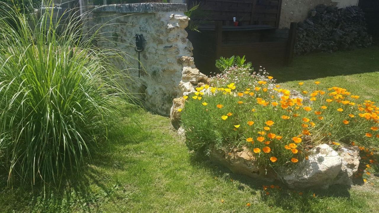 Lpc Dordogne Holidays - Le Petit Coin Lussas-et-Nontronneau Exterior photo